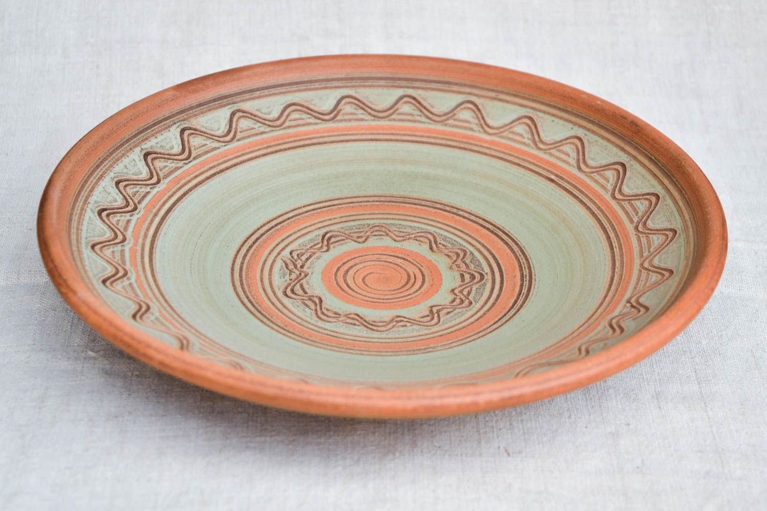 Керамика ручной работы тарелка из глины расписная тарелка необычная с узором фото 4