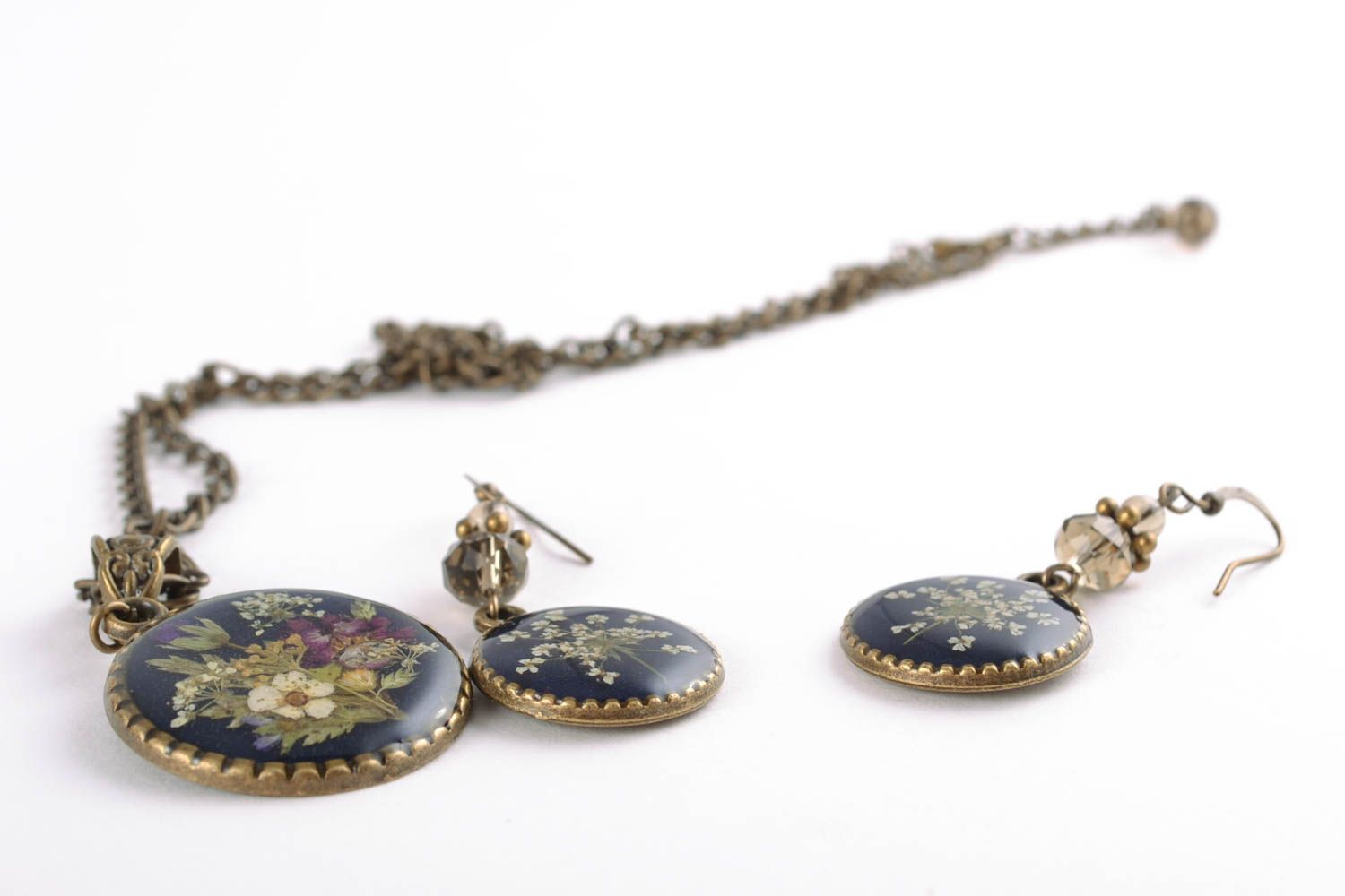 Botanical jewelry set of earrings and pendant photo 5