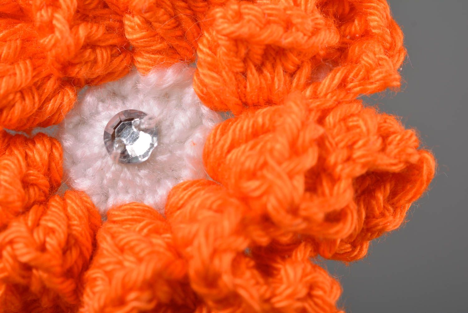 Резинка крючком украшение ручной работы аксессуар для волос оранжевый цветочек фото 2