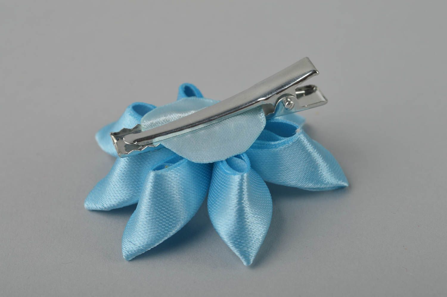 Pinza de pelo artesanal accesorio para niña regalo original Flor azul clara foto 3