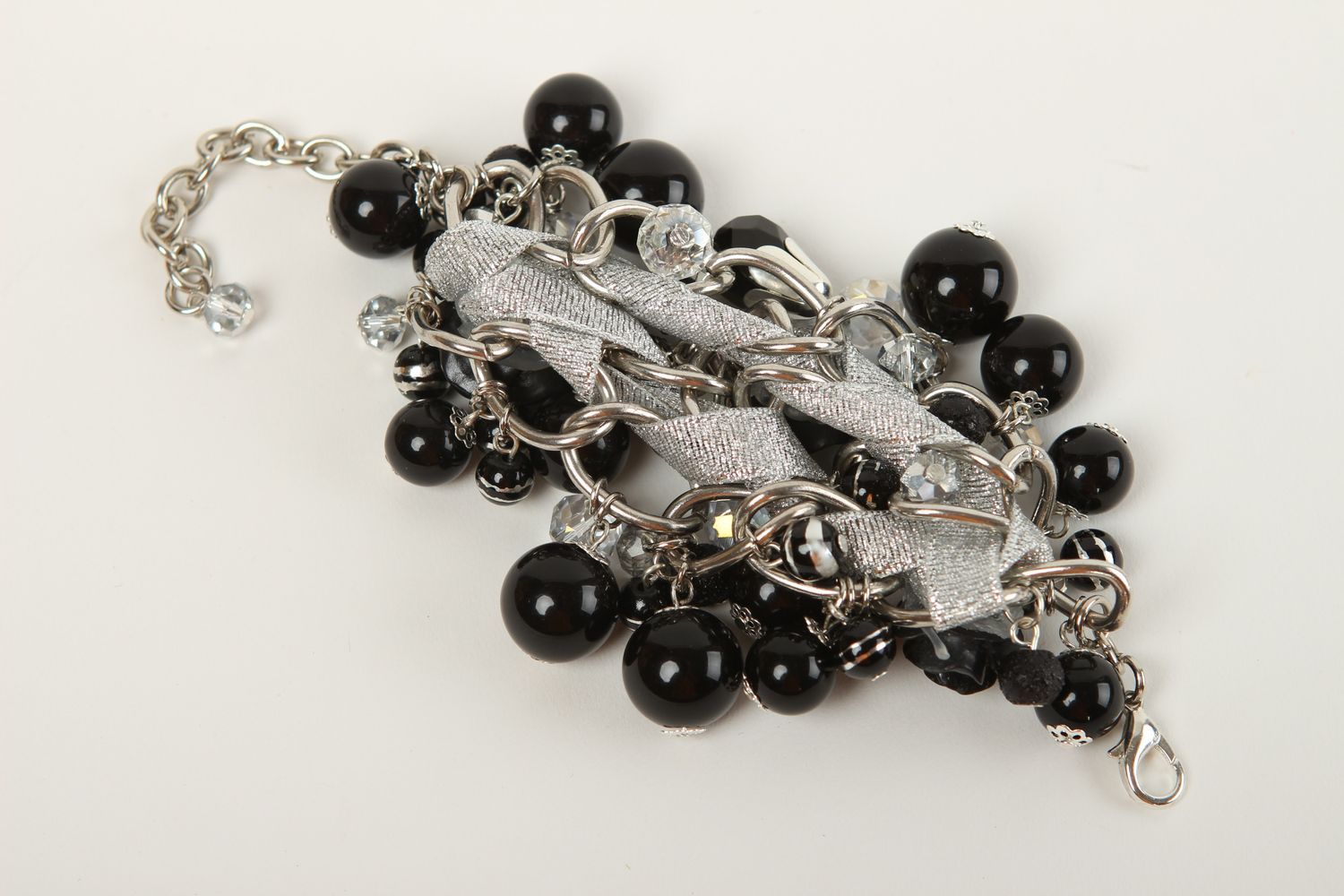 Black handmade beaded bracelet on-chain for women photo 5