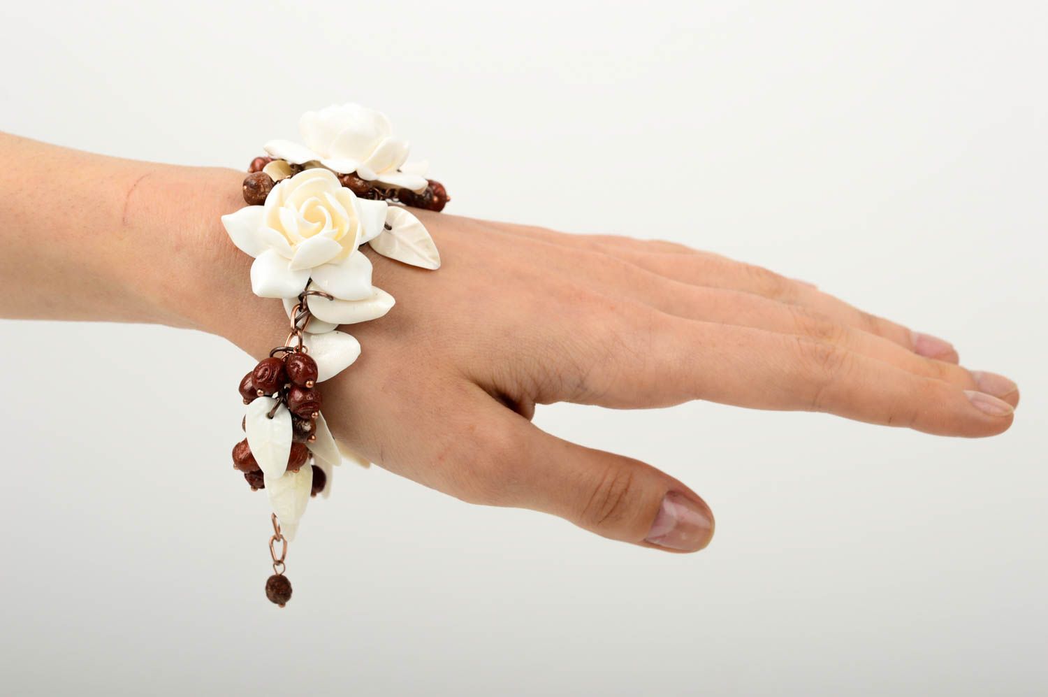Браслет ручной работы браслет с цветами украшение из полимерной глины розы фото 2