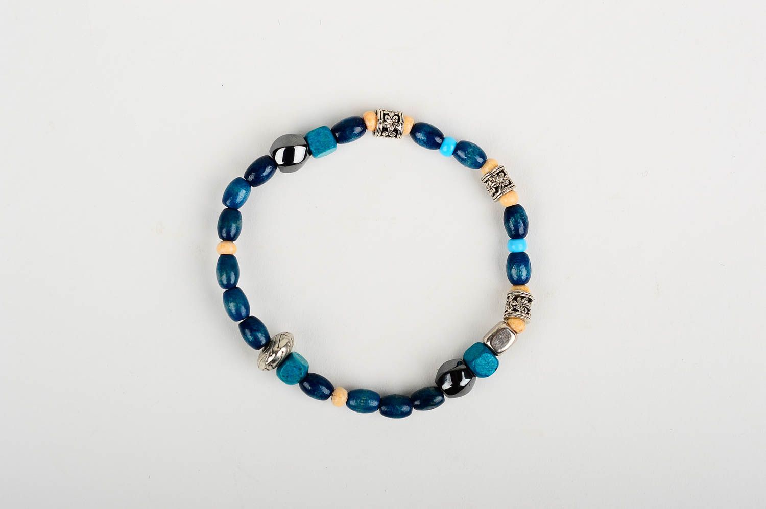 Bracelet perles de bois Bijou fait main bleu design Accessoire pour femme photo 1