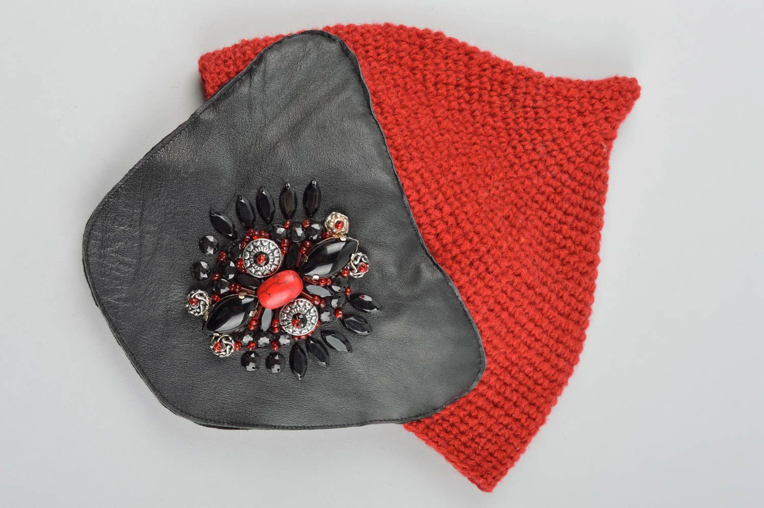 Handmade Damenmütze Winter rote Mütze Damen Geschenke Ideen Accessoire Damen foto 5