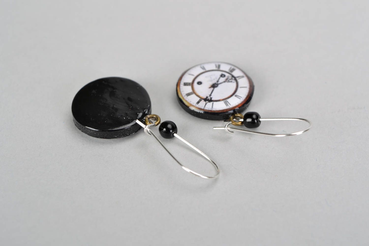Pendientes de arcilla polimérica Reloj de vintage foto 3