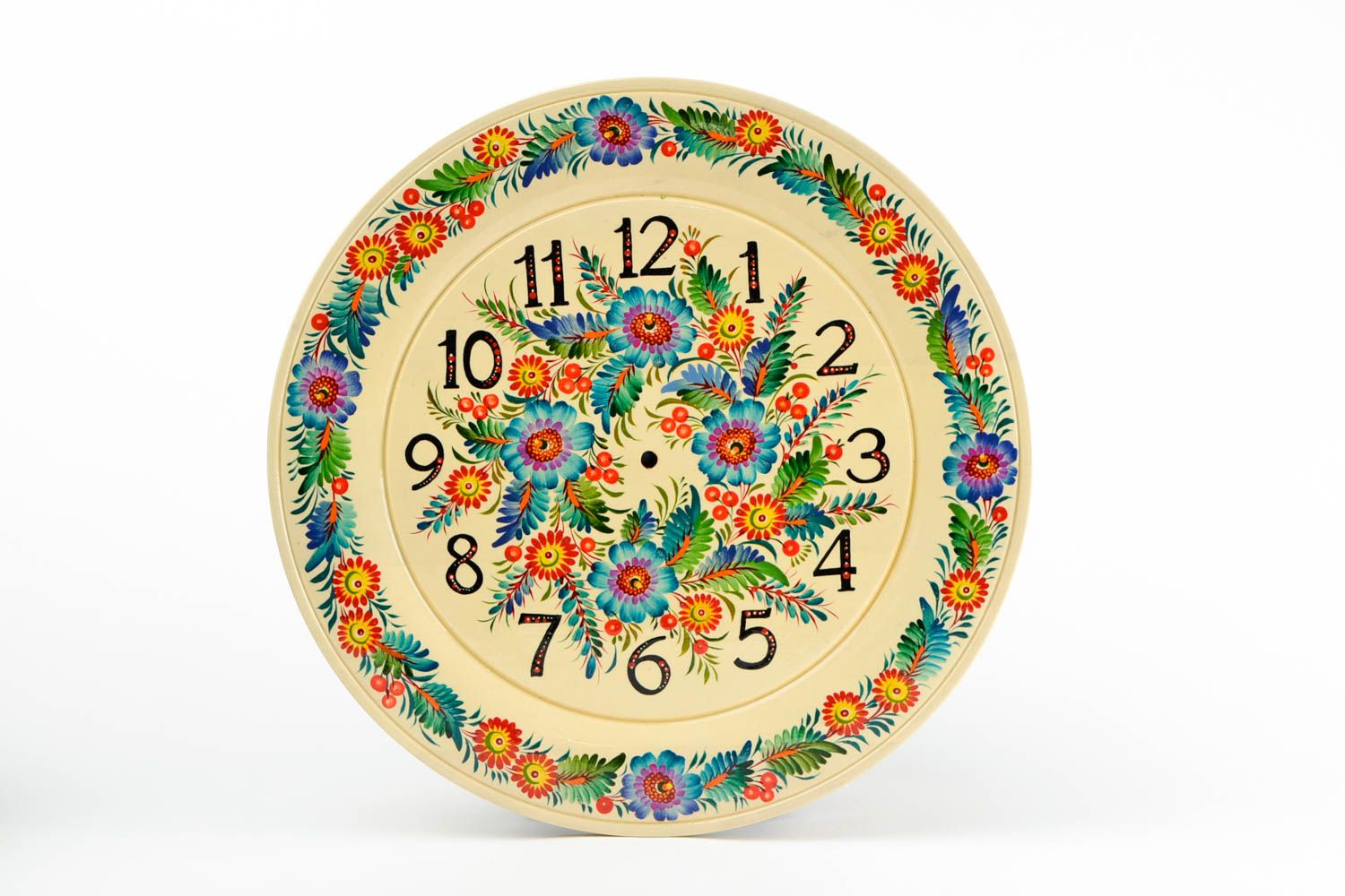 Création Horloge murale faite main en bois peinte motif floral Loisirs créatifs photo 4