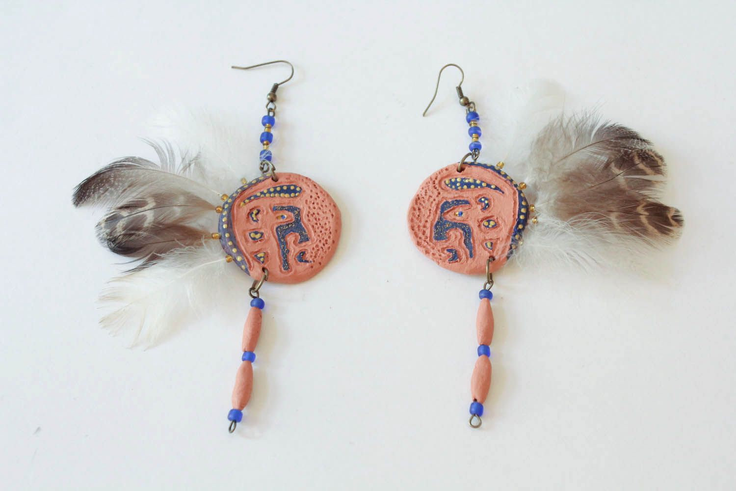 Long dangling earrings in ethnic style photo 5