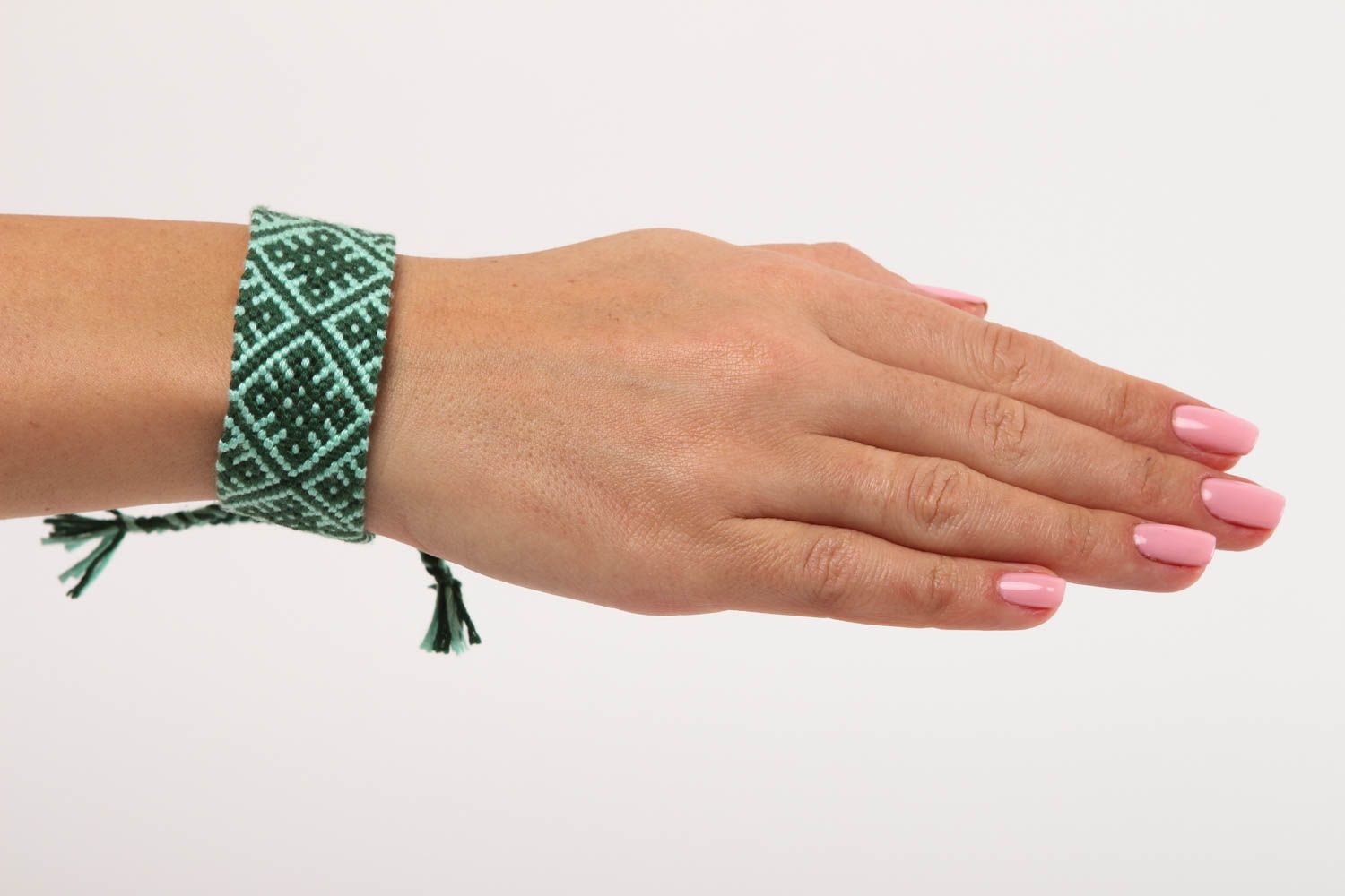Bracelet textile vert-menthe Bijou fait main large tressé en fils Cadeau femme photo 5