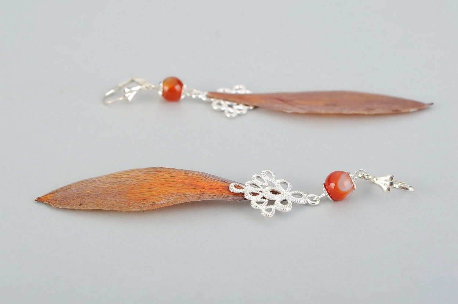 Earrings made ​​of epoxy resin Lilies photo 2