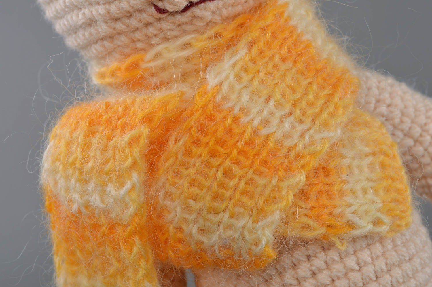 Giocattolo a maglia fatto a mano pupazzo morbido da bambini a uncinetto
 foto 3