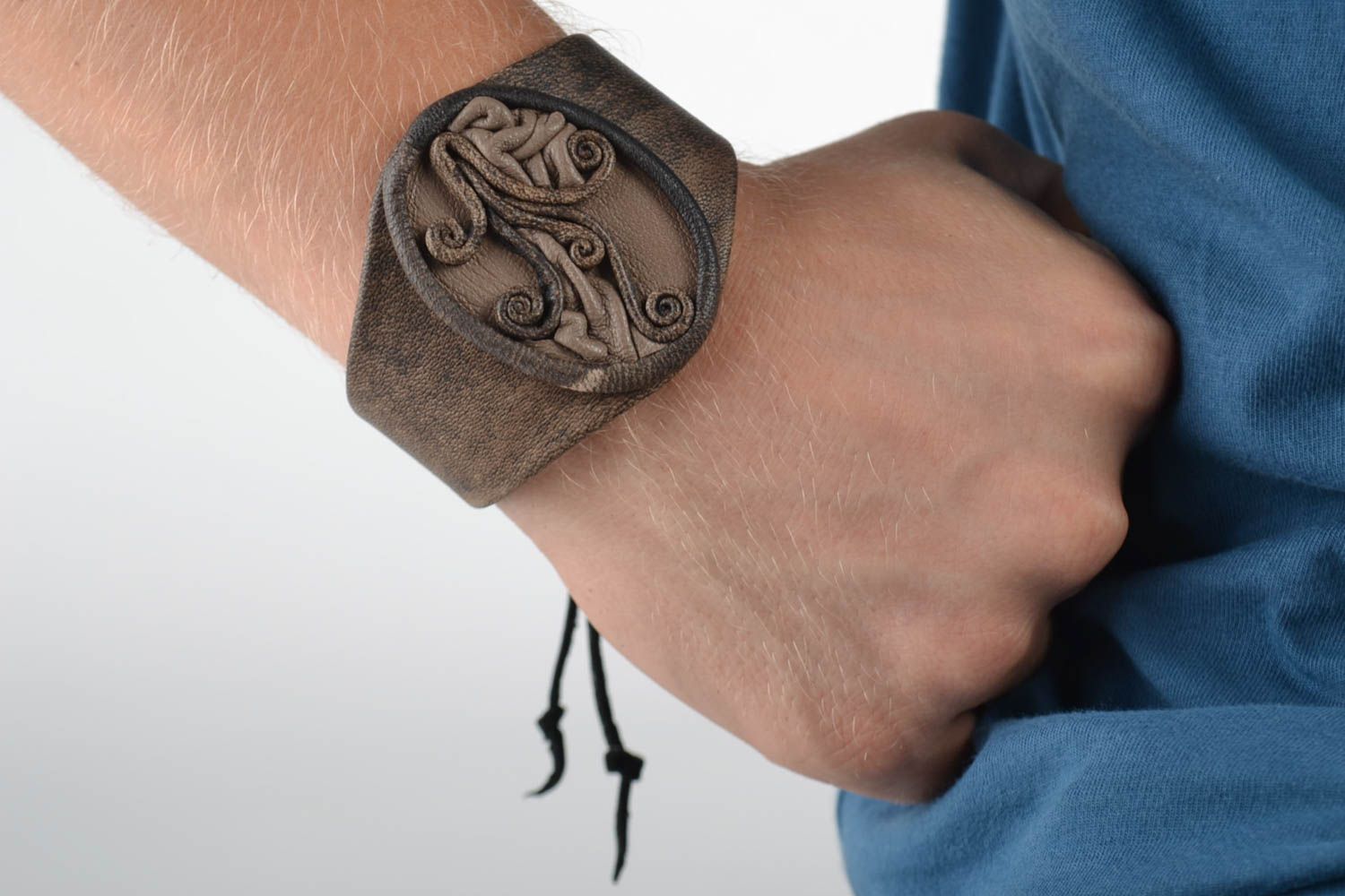 Bracelet en cuir naturel large Bijou fait main marron Cadeau pour homme photo 1