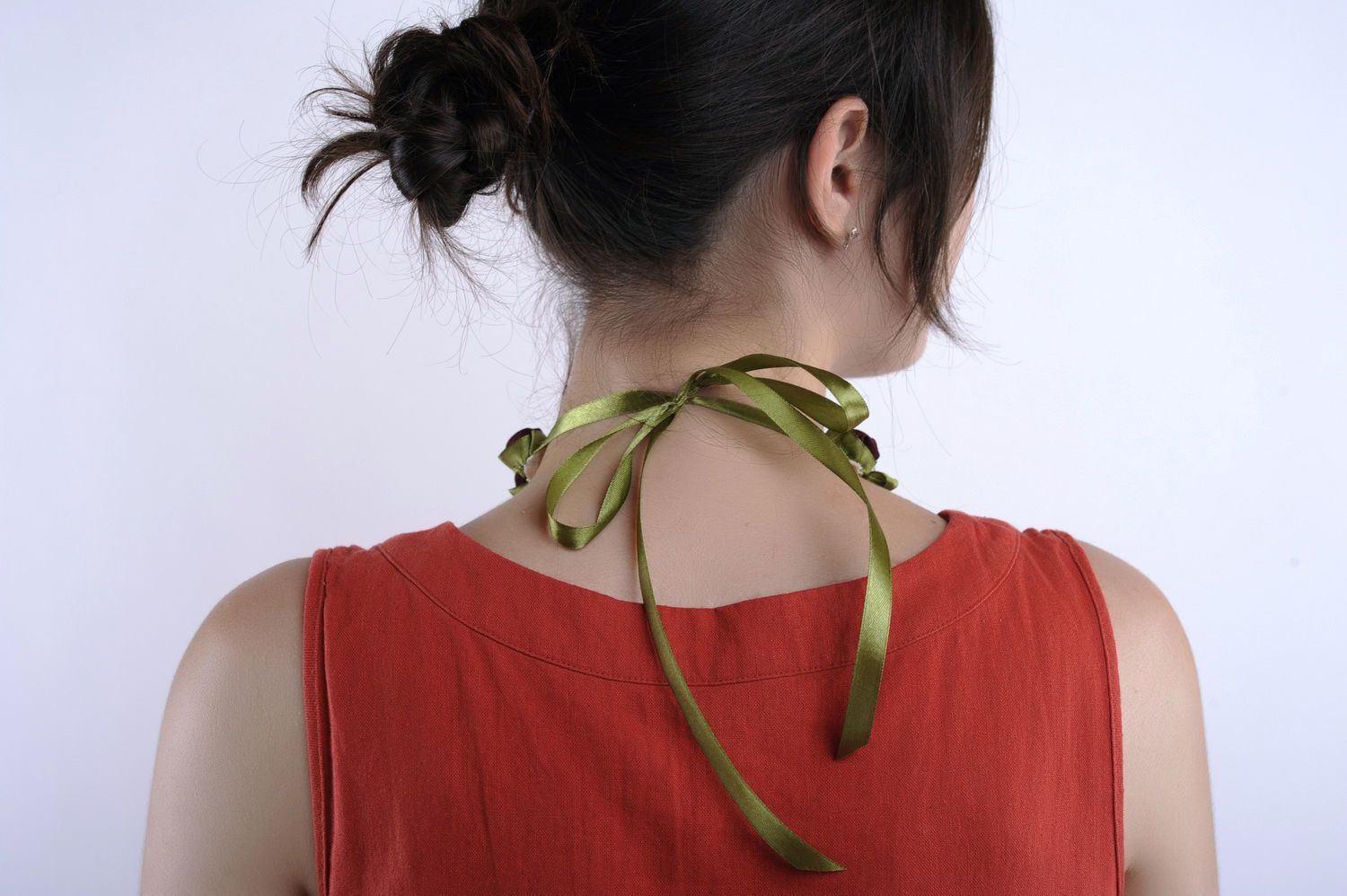 Textile necklace photo 4