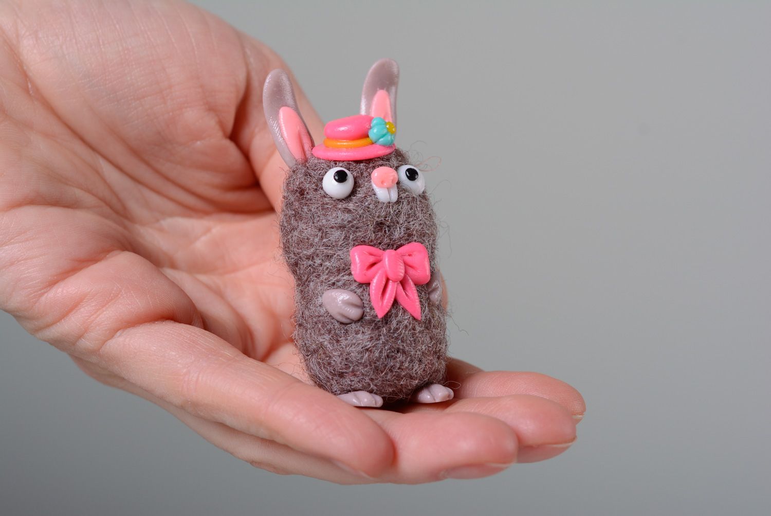 Handmade miniatur Kuscheltier Hamster in Trockenfilzen Technik foto 5