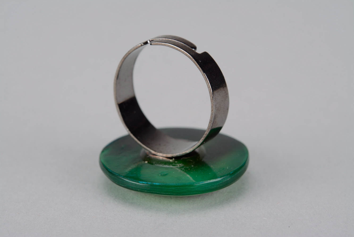 Ring with cow horn photo 4