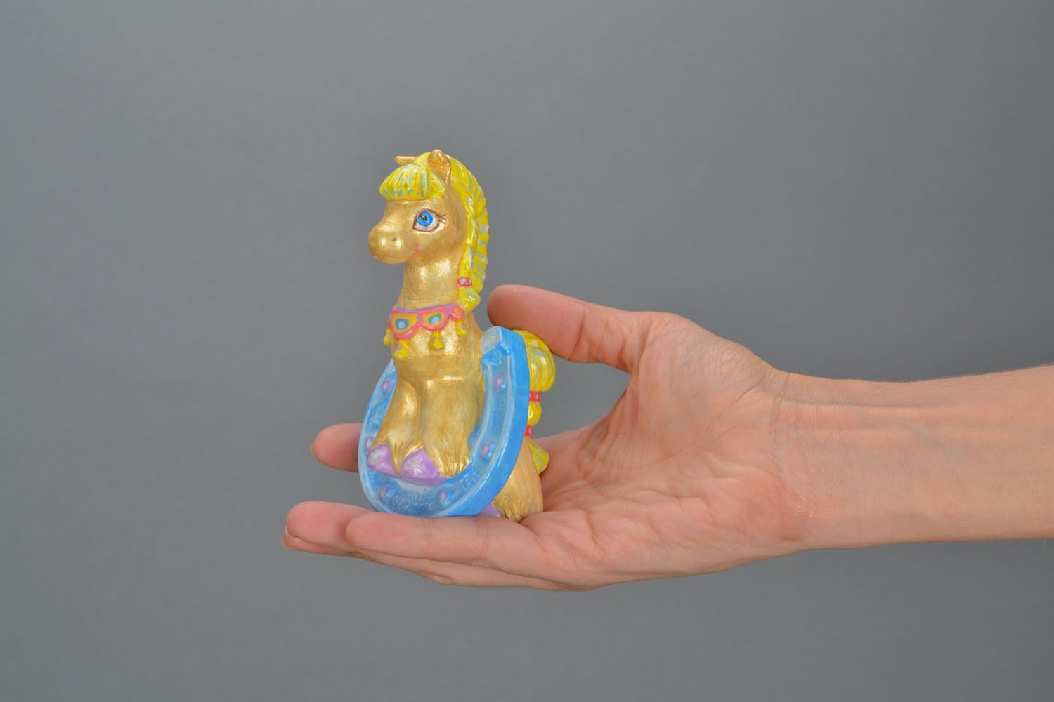 Figurine cheval en plâtre faite main  photo 2