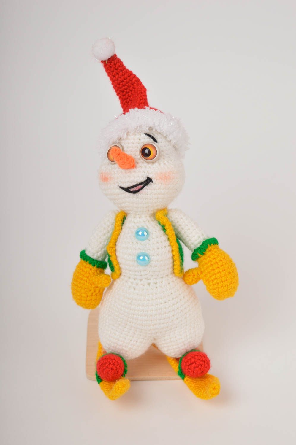 Peluche bonhomme de neige Jouet fait main de Noël tricoté Cadeau enfant photo 3