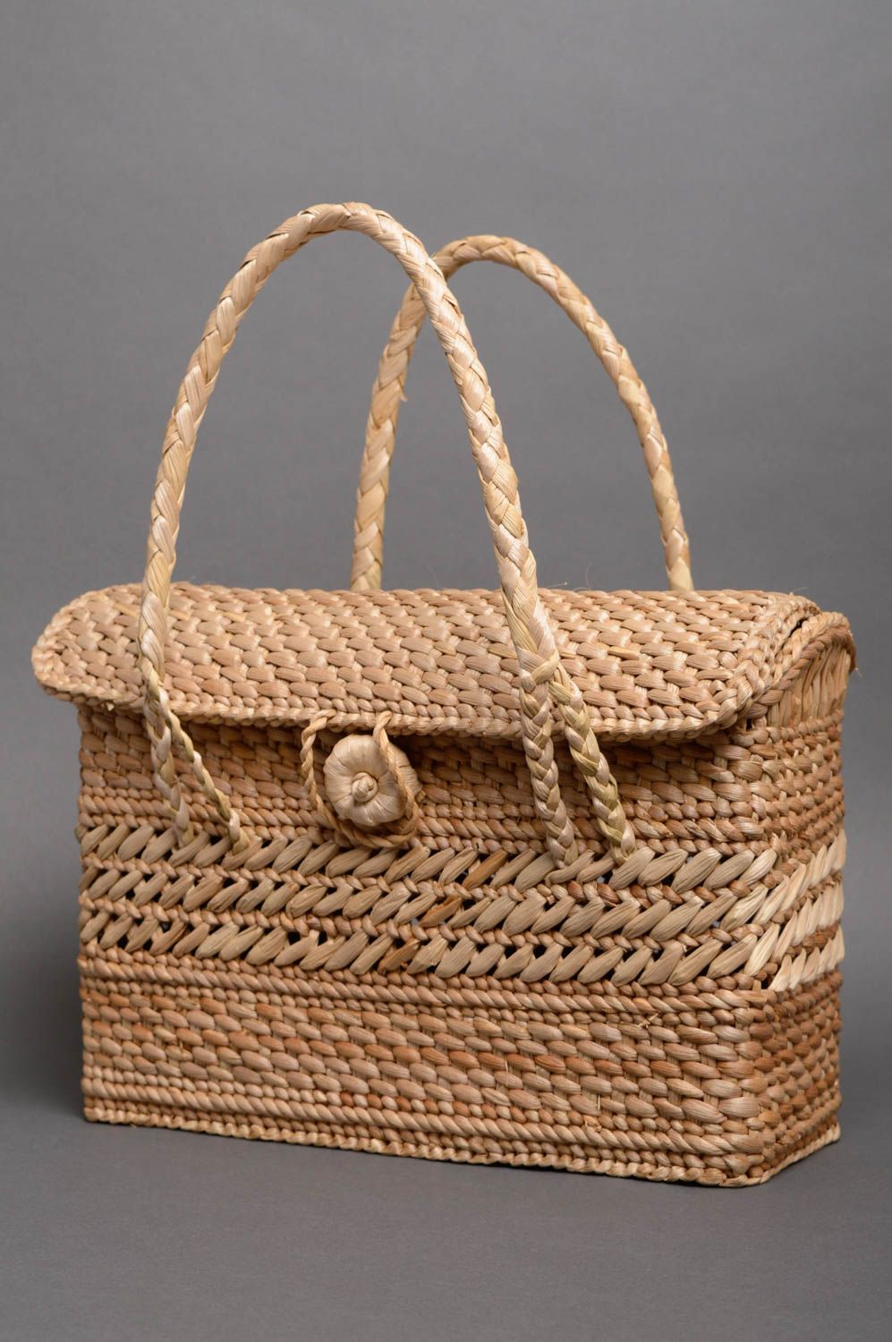 Beautiful woven basket purse photo 1