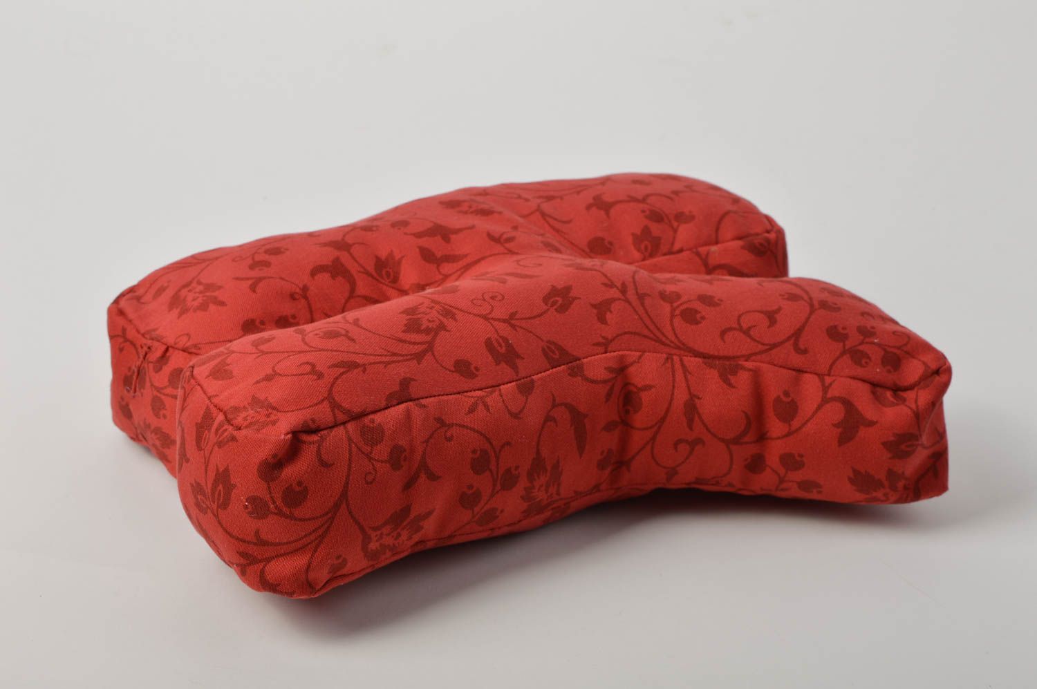 Декоративная подушка ручной работы подушка-буква из жаккарда мягкая буква К фото 5