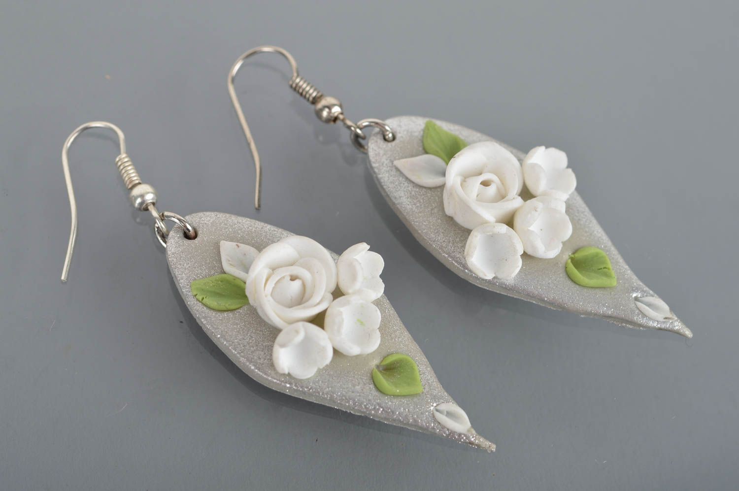 Polymer clay handmade stylish designer gray earrings with roses summer jewelry photo 2