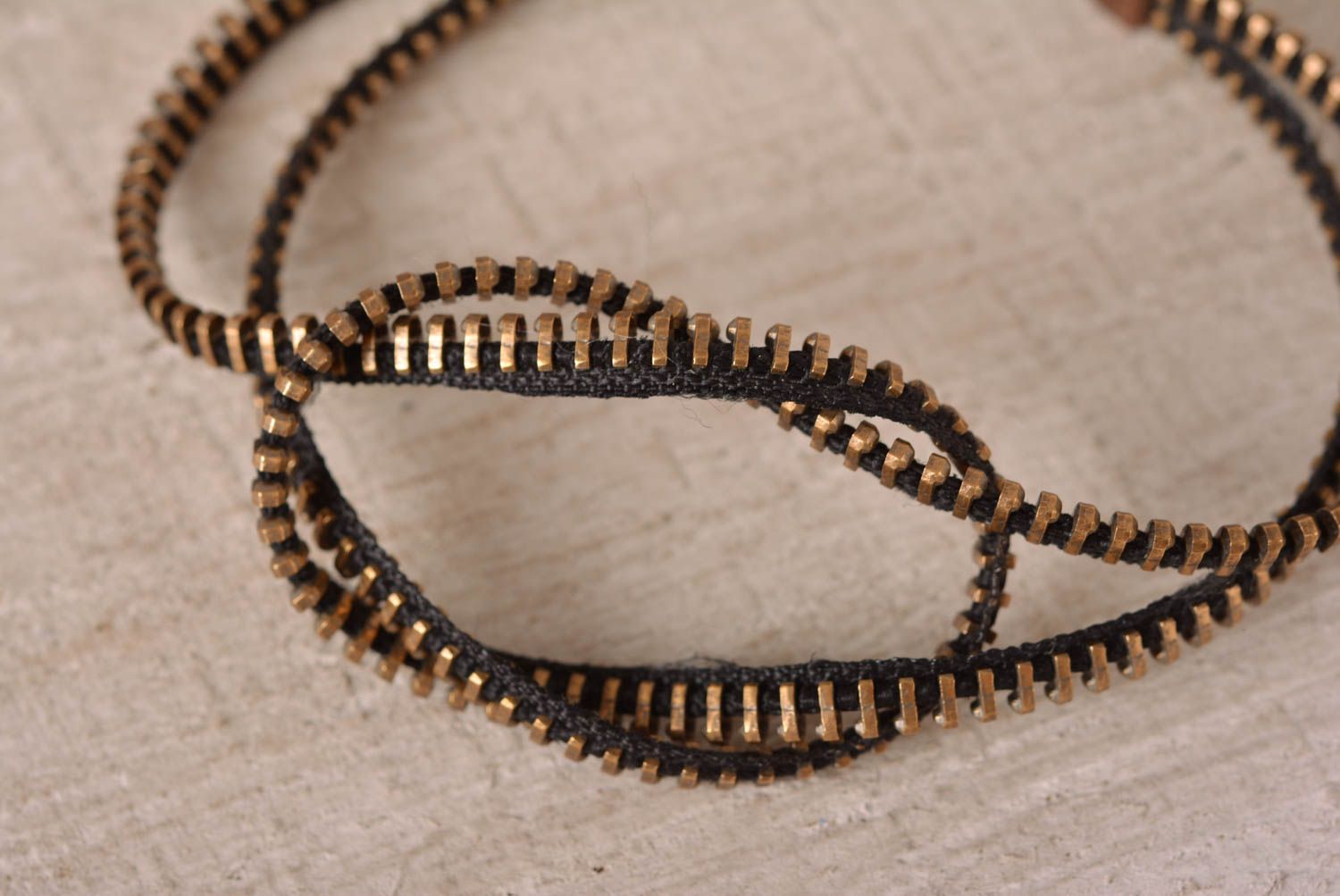 Bracciale di zip fatto a mano accessorio originale braccialetto di moda foto 4