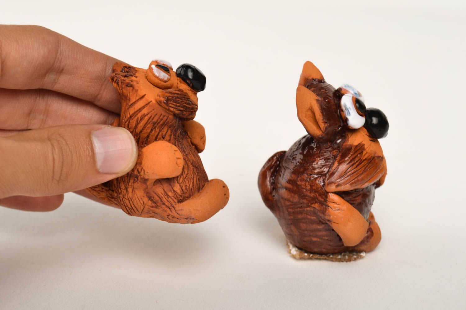 Animaletti in ceramica fatti a mano set di due figurine souvenir in terracotta foto 4