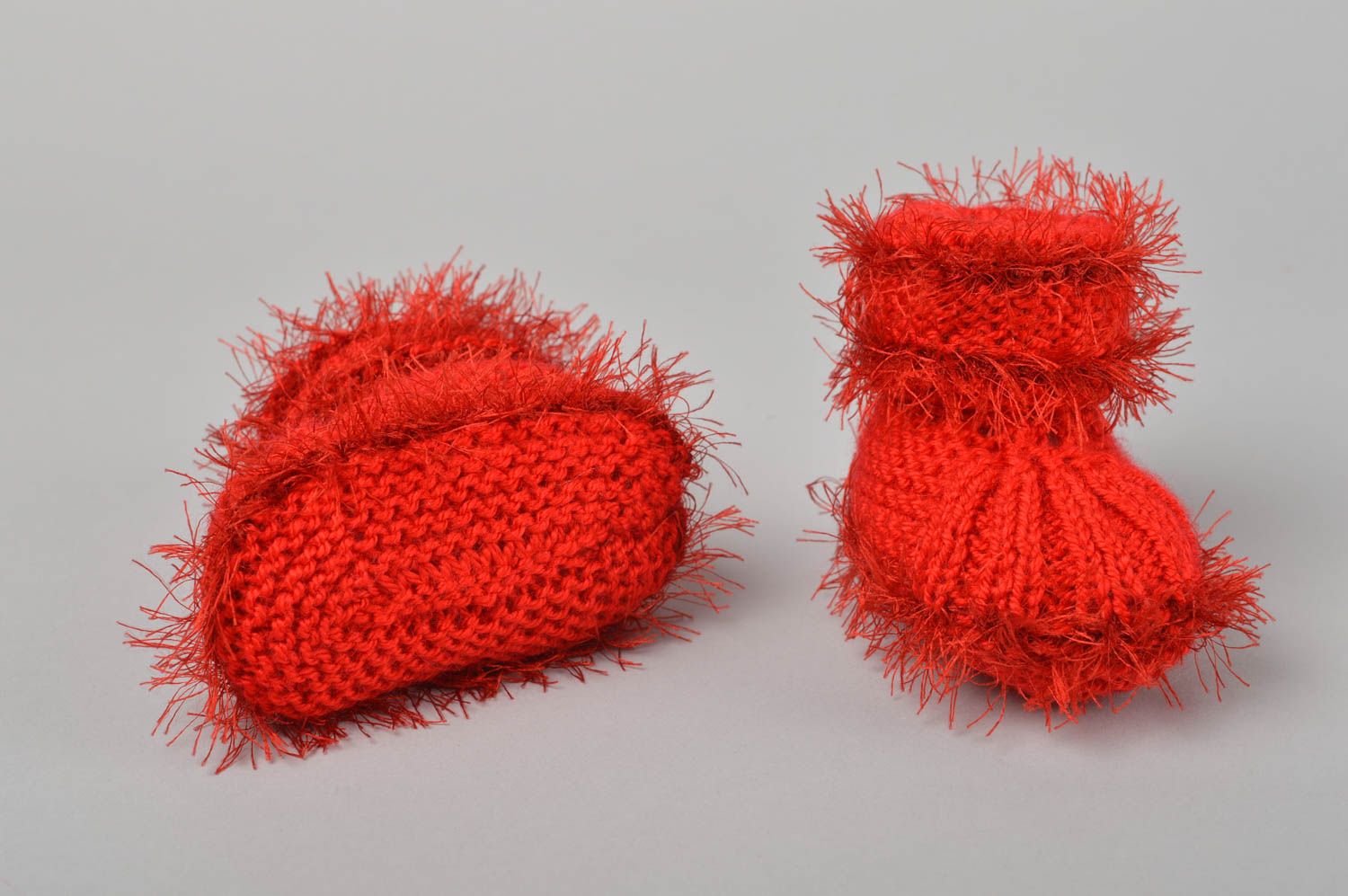Chaussons bébé fait main Accessoire bébé rouge en coton au crochet Cadeau enfant photo 4