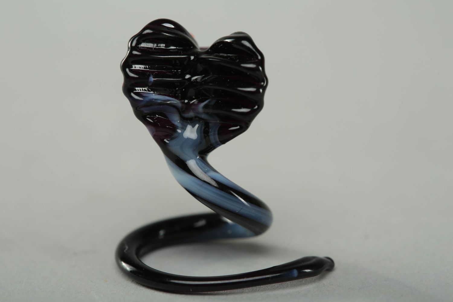 Figura de cristal artesanal Cobra negra foto 3
