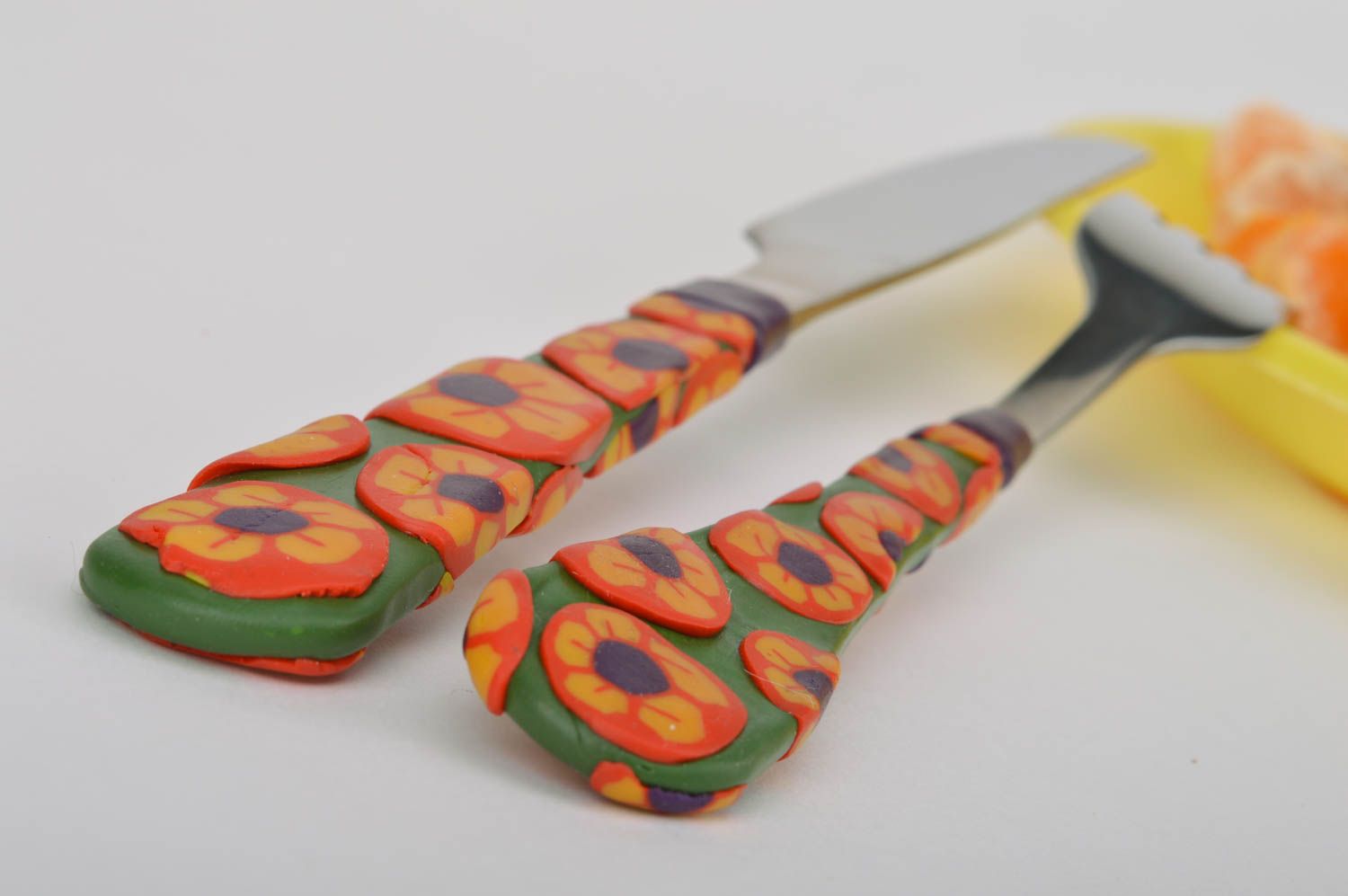 Couteau et fourchette faits main avec anses en pâte polymère ustensiles design photo 5