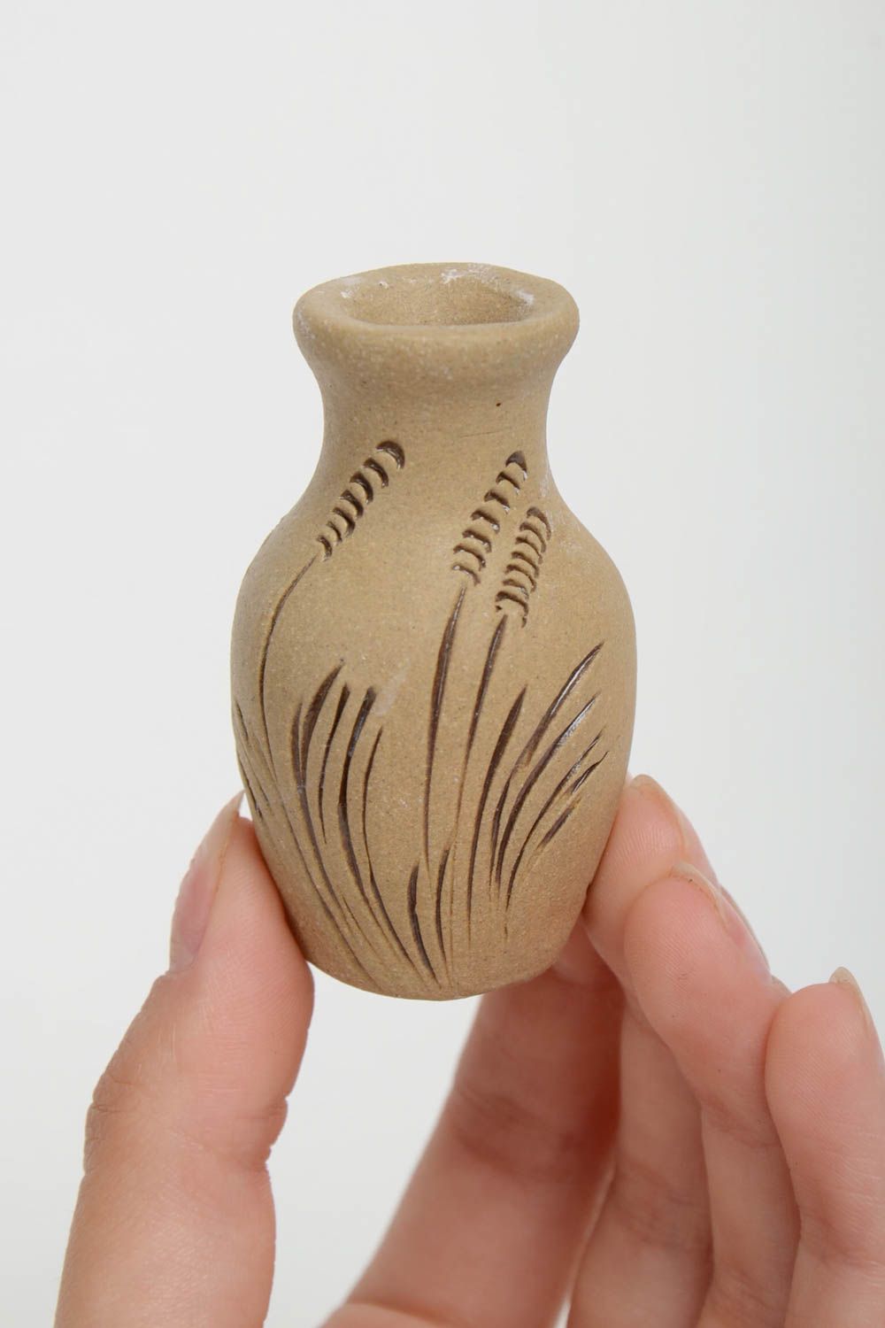 Figurine en terre cuite Cruche miniature ornementée décorative faite main photo 4