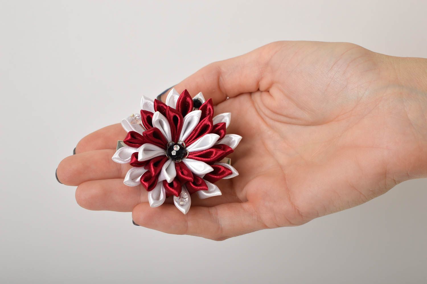 Blume Haarspange handgefertigt Haarschmuck Blüte Accessoire für Mädchen foto 5