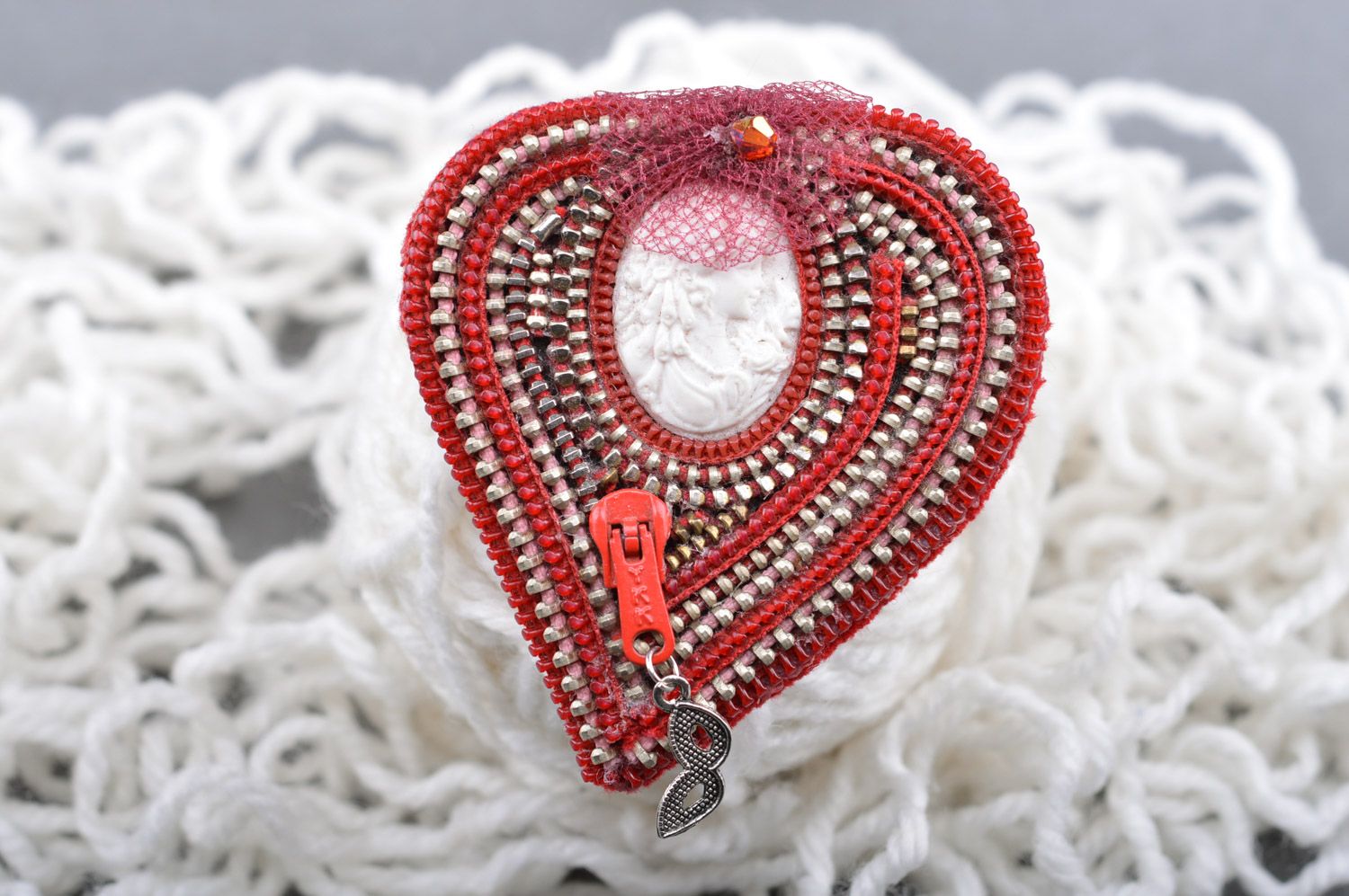 Handmade designer heart-shaped red brooch with cameo for coat or blouse photo 1