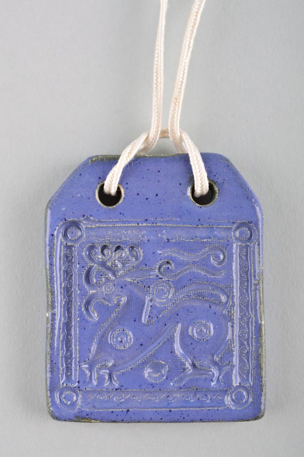 Керамическое украшение кулон ручной работы кулон подвеска синего цвета фото 4