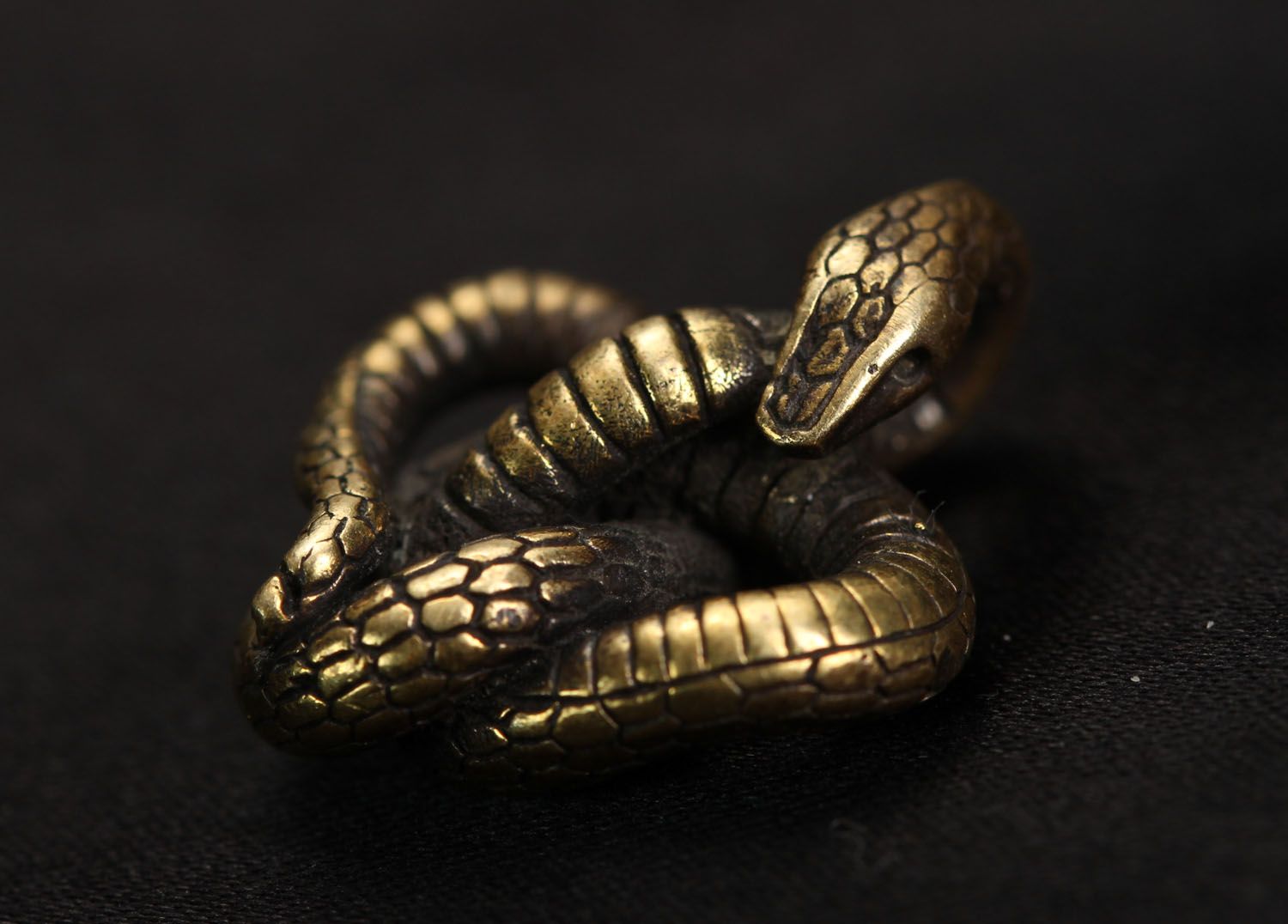 Bronze pendant Snake photo 2