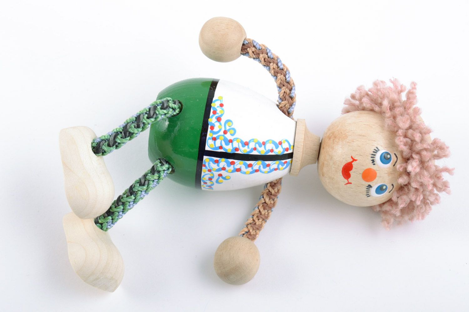 Handgemachtes umweltfreundliches Öko Spielzeug aus Holz Junge für Spielen foto 4