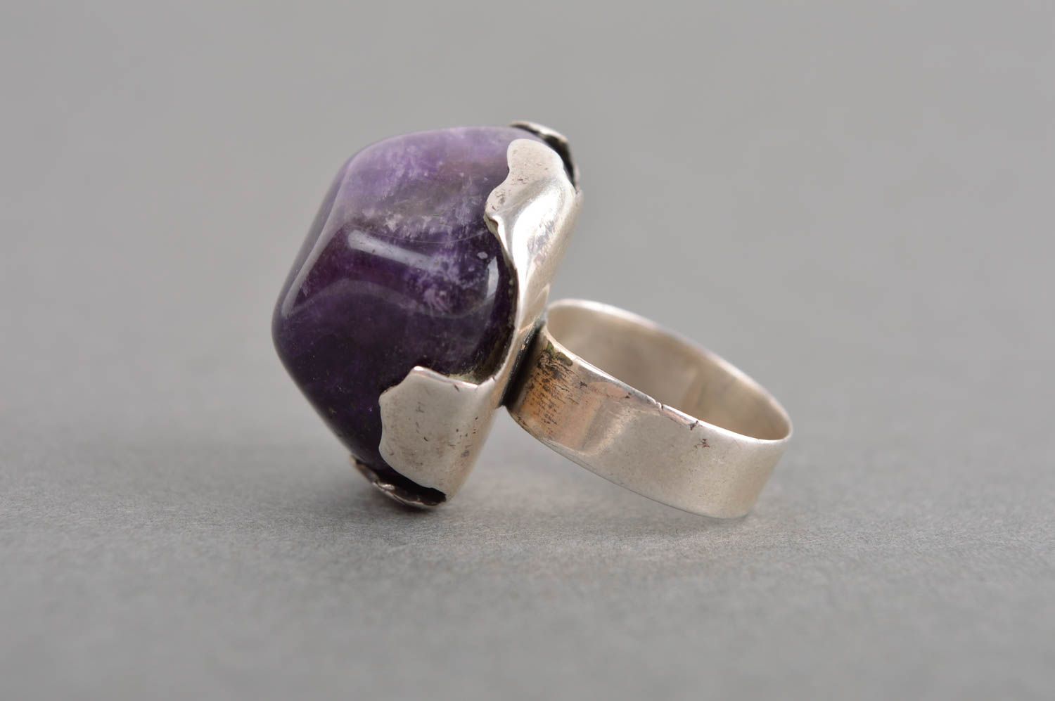Стильное кольцо хэнд мэйд украшение из мельхиора женское кольцо с аметистом фото 5
