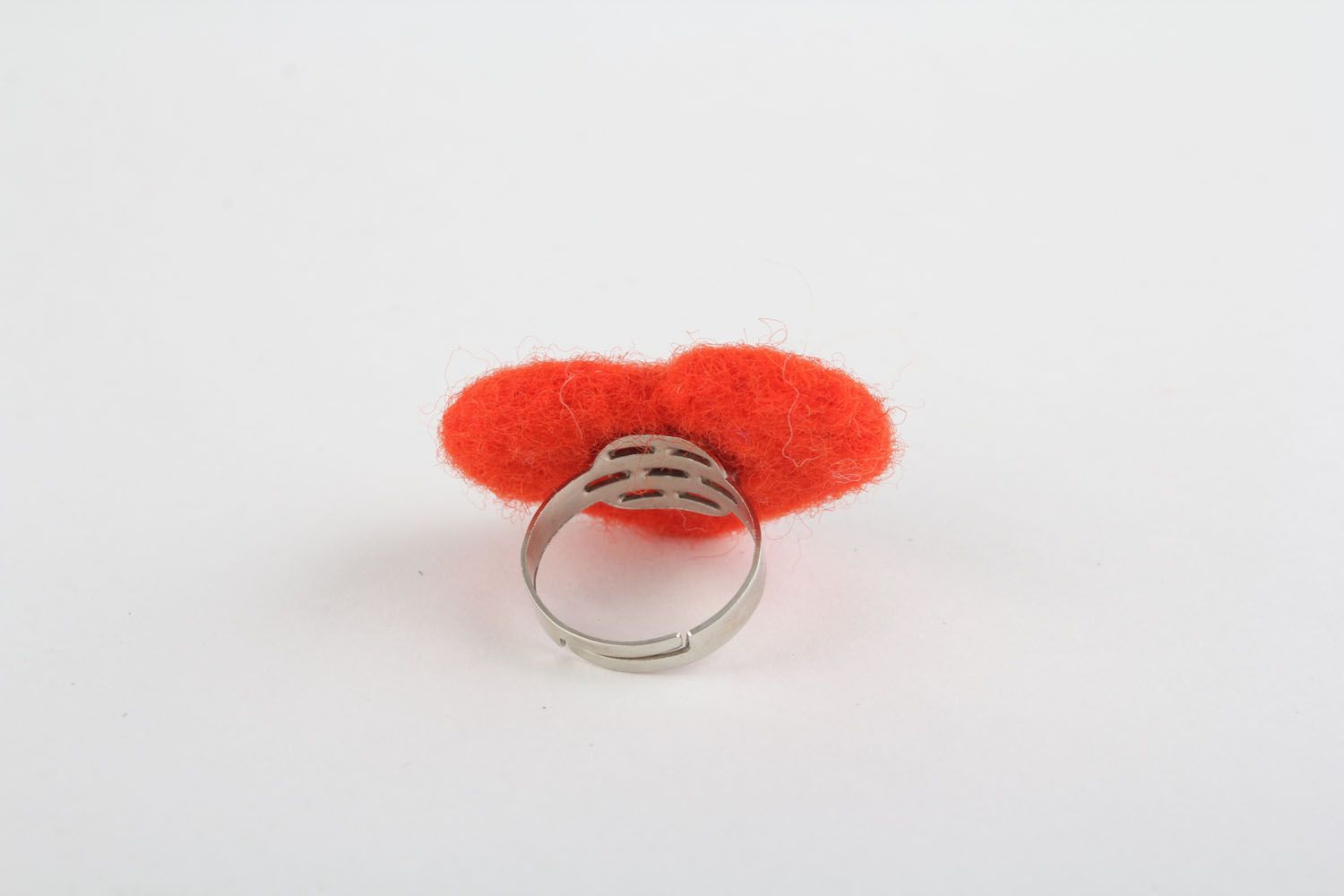 Heart-shaped seal ring photo 2