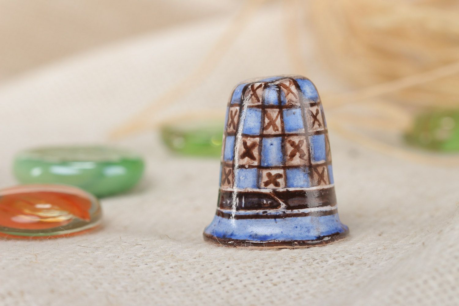 Tine handmade painted clay souvenir thimble for decoration photo 1