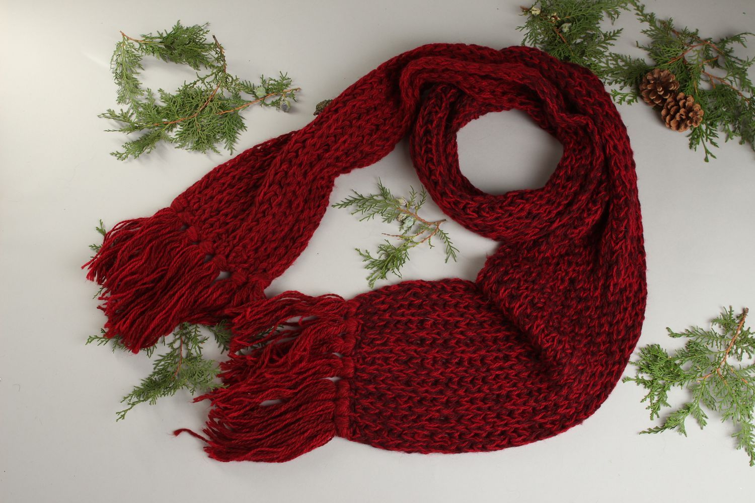 Шарф ручной работы шарф спицами женский шарф бордовый оригинальный вязаный фото 1