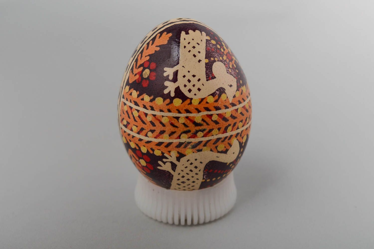 Handmade bemaltes Osterei Oster Schmuck Deko aus Naturmaterialien mit Ornament foto 3