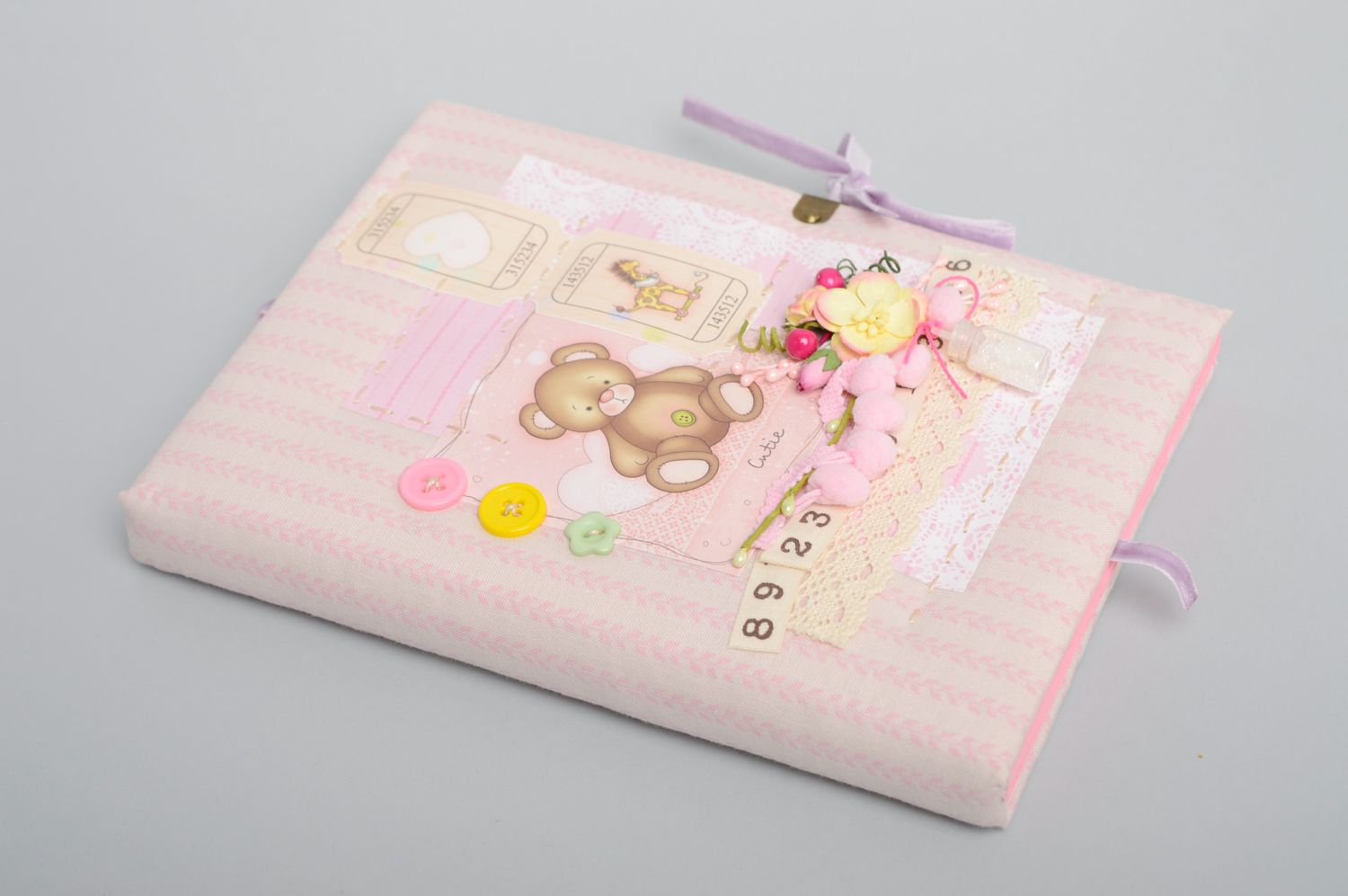 Scrapbooking notebook with soft cover photo 1
