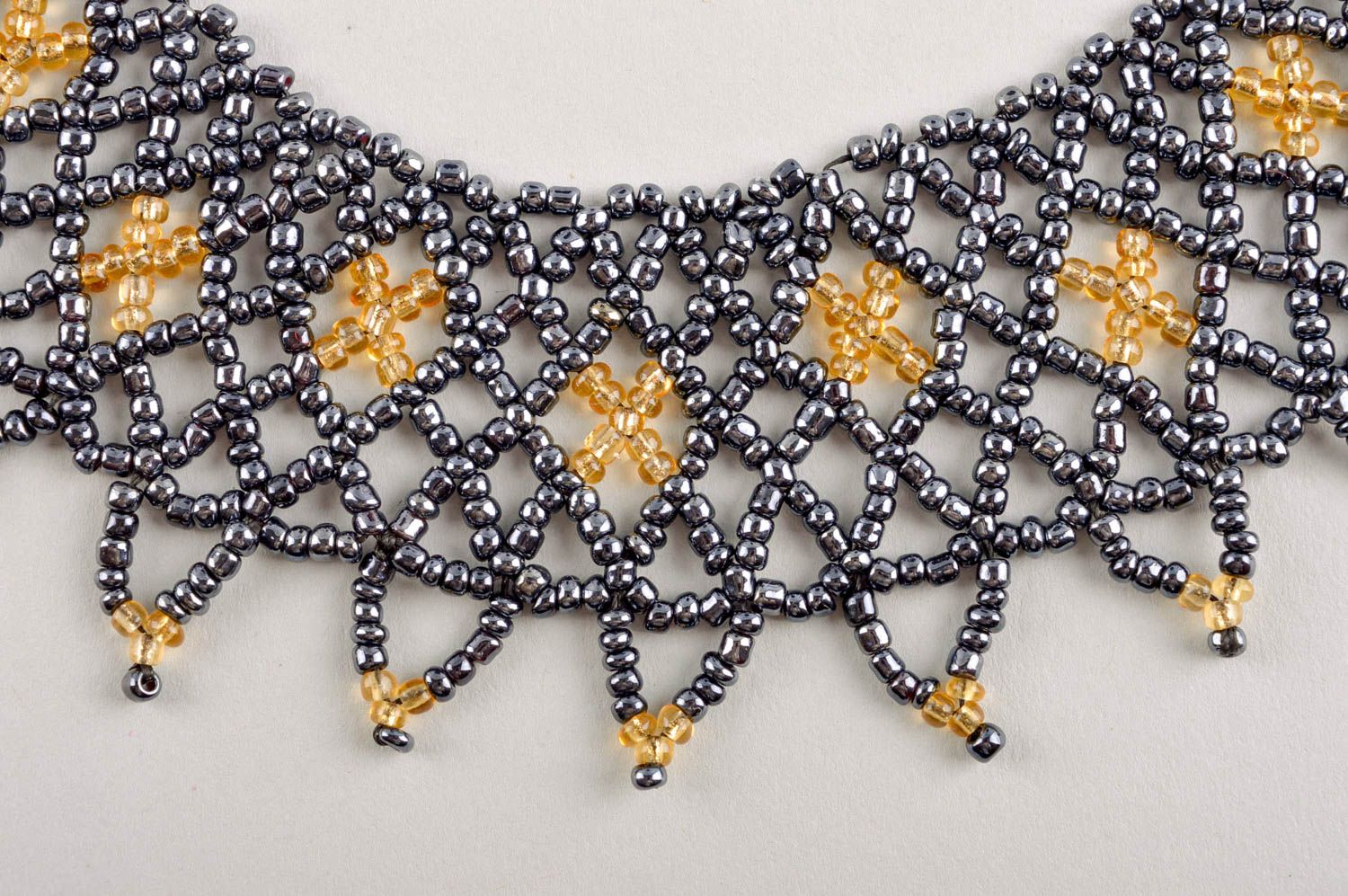 Handmade Ethno Kette Schmuck aus Rocailles Damen Collier lange Halskette grell foto 3