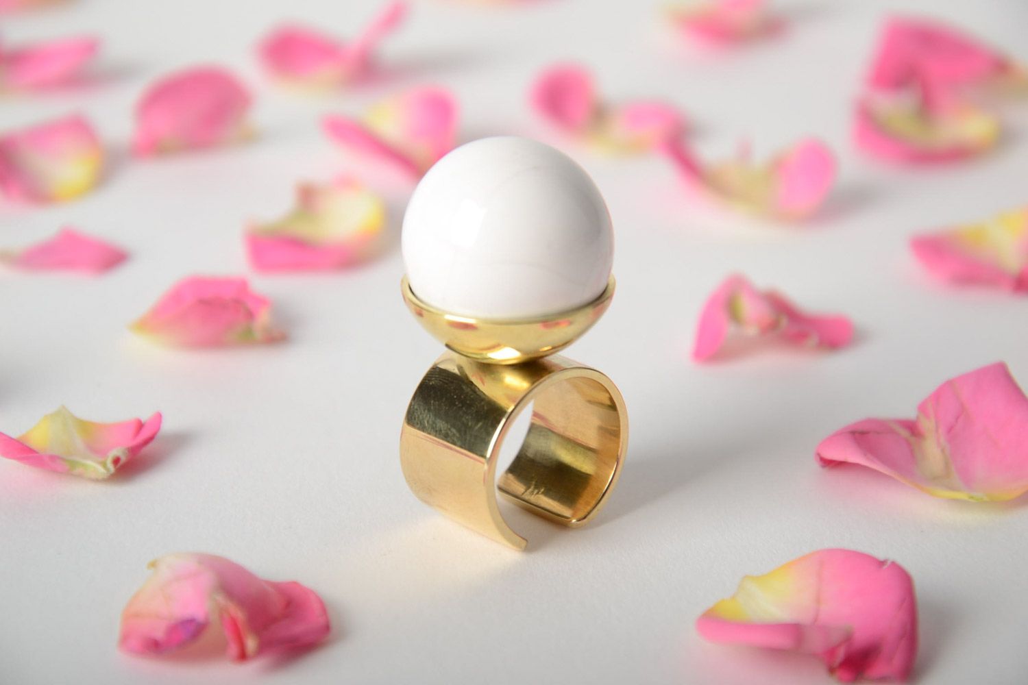 Magnificent handmade adjustable volume metal ring with white porcelain for women photo 1