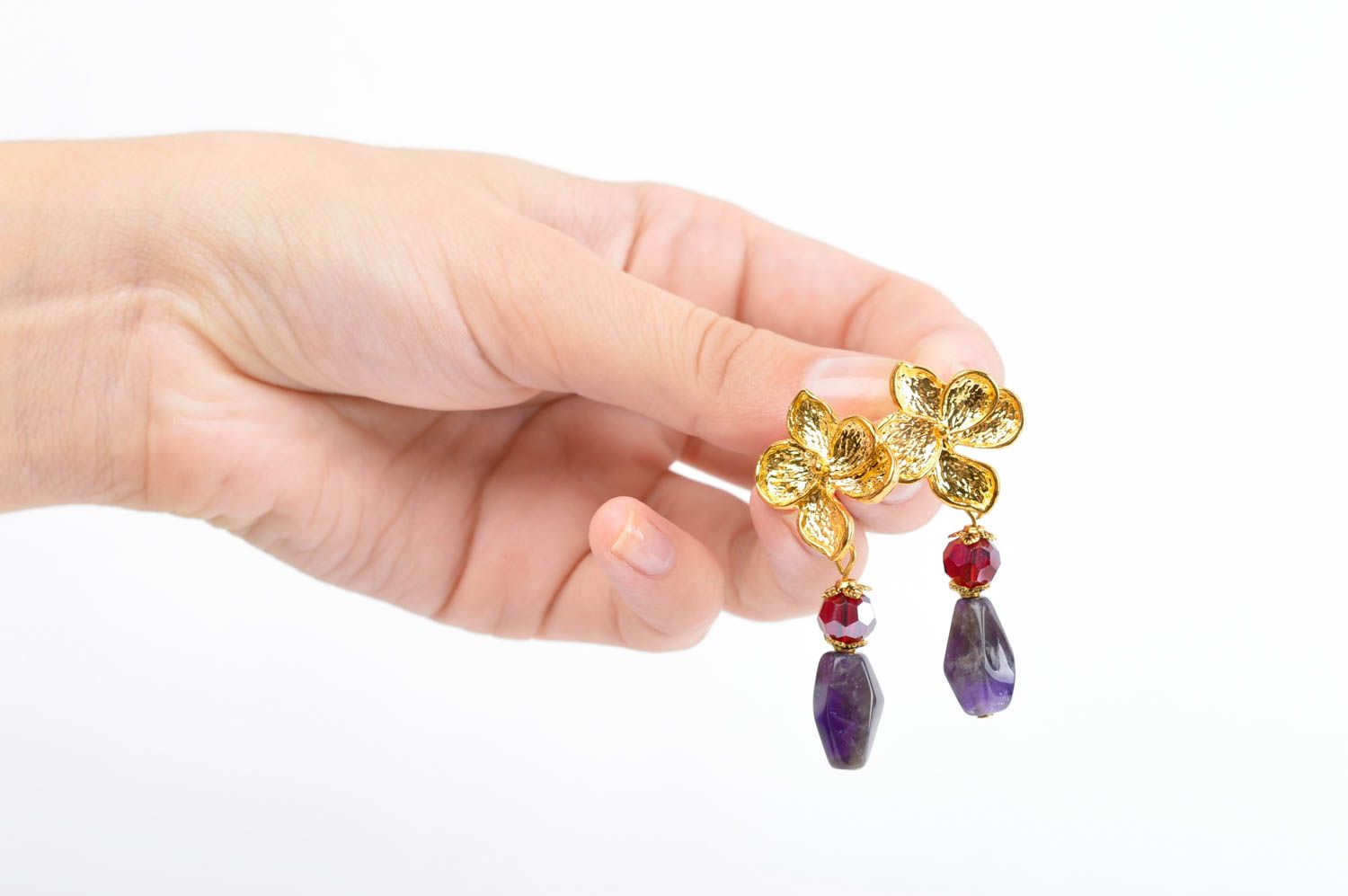 Handgemachte Ohrringe in Lila Mode Schmuck zarter schöner Juwelier Modeschmuck foto 2
