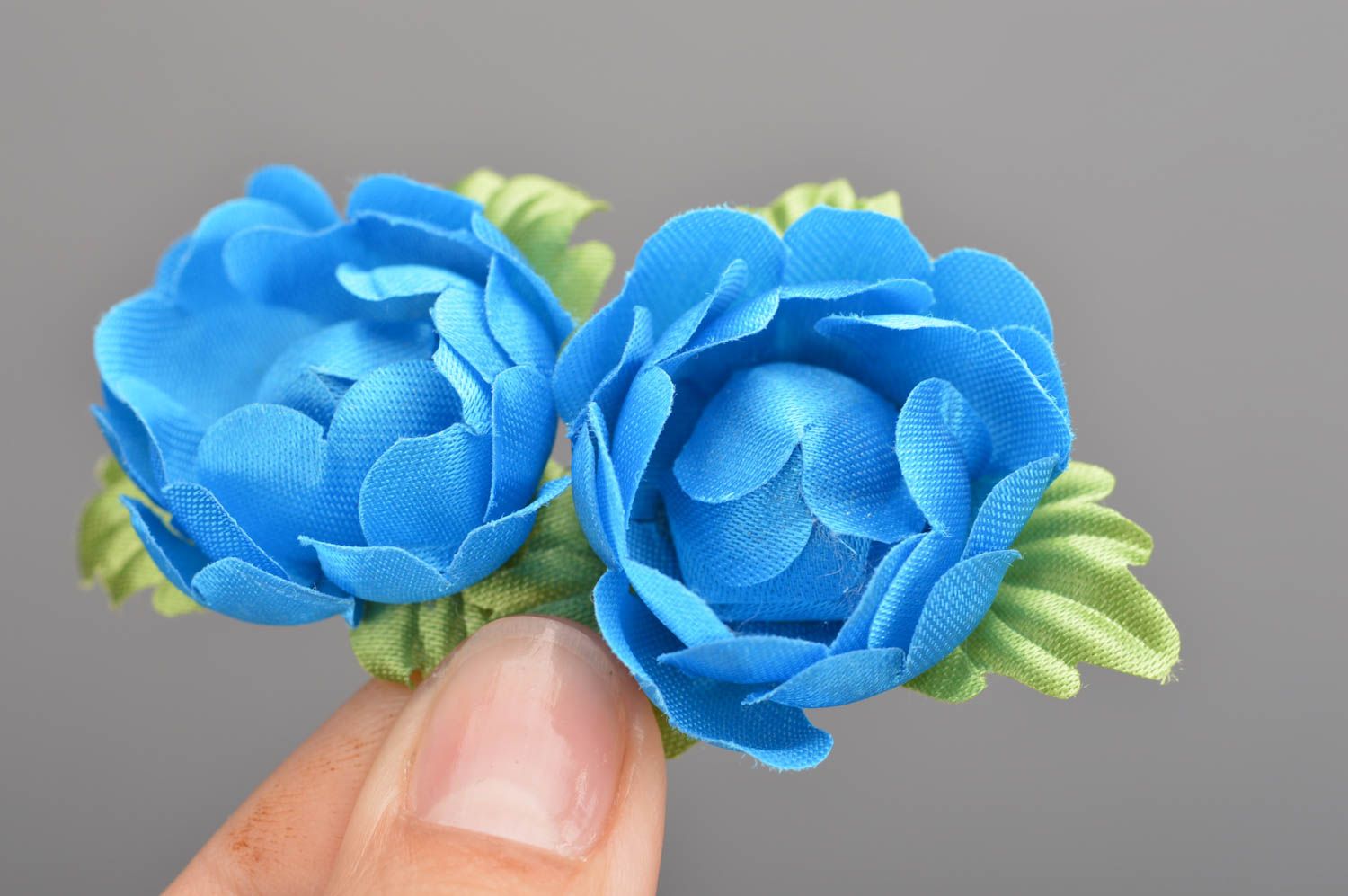 Hair clips made of artificial flowers for kids handmade set of 2 pieces photo 3