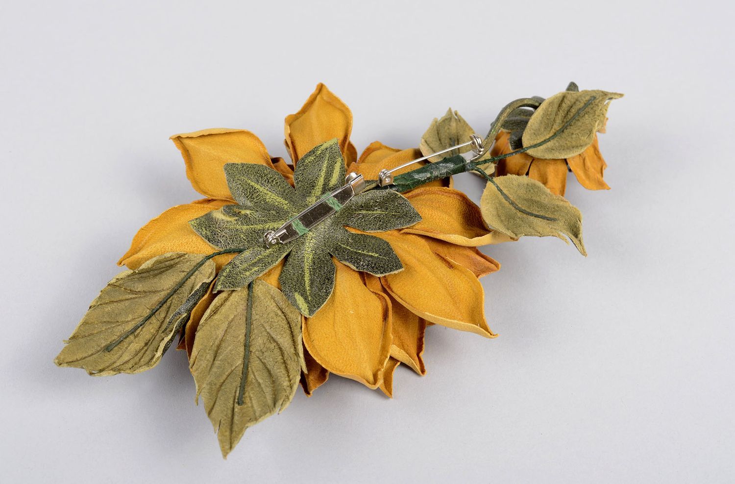 Брошь ручной работы брошь-цветок подсолнухи авторское кожаное украшение фото 2