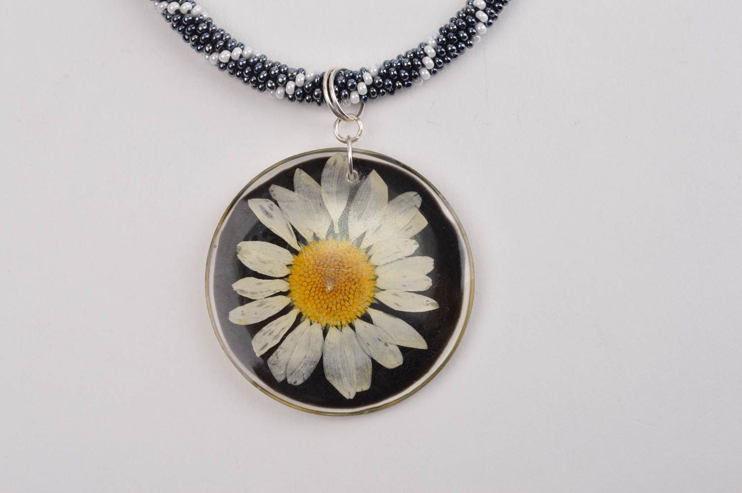 Beautiful handmade botanical pendant necklace design accessories for girls photo 3