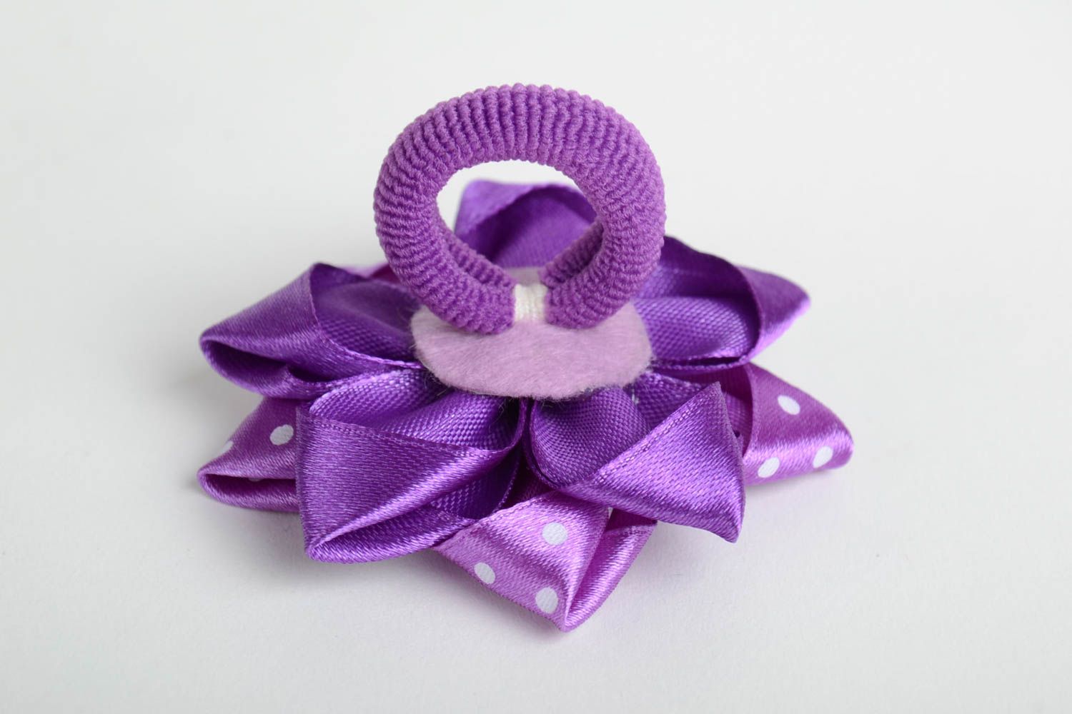 Homemade designer hair band with kanzashi flower folded of violet ribbons photo 2