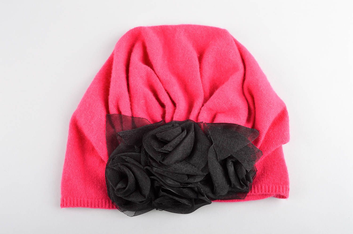 Зимняя женская шапка ручной работы головной убор зимняя шапка авторская розовая фото 4