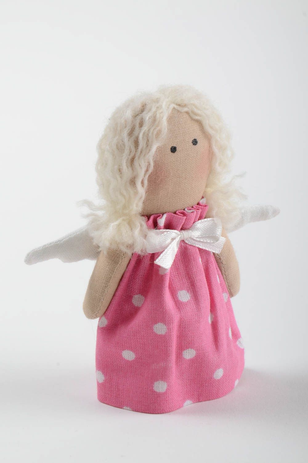 Авторская тканевая кукла маленькая в розовом платье из хлопка ручной работы фото 2