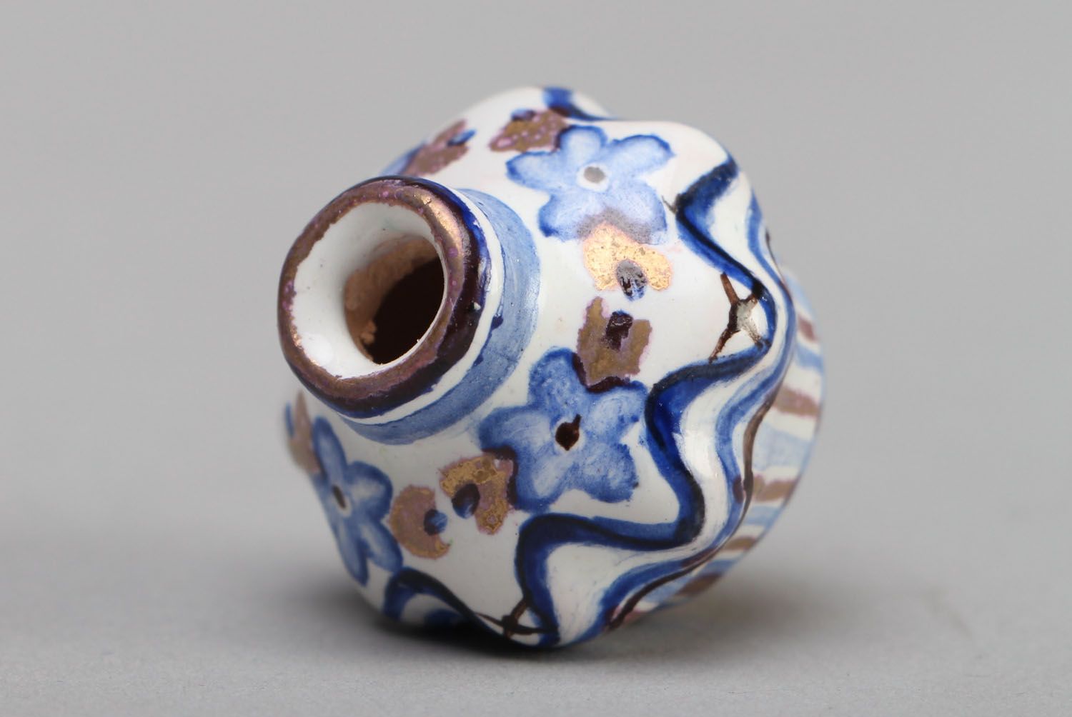 1-inch tiny ceramic vase for shelf décor 0,02 lb photo 3